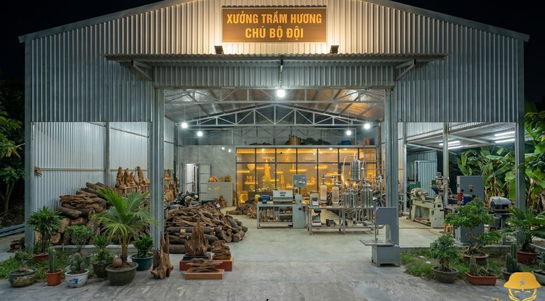 MAIN SHOWROOM